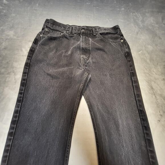 Levis 505 Jeans Mens 35x30 Black Straight Leg Denim Classic Fit Five Pocket - Picture 2 of 10
